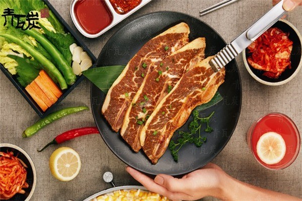 青瓦炭韩潮烤肉